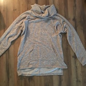 Kohl’s sweater/sweatshirt